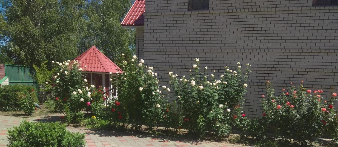 Hotel Tropicana Svitlovodsʼk Eksteriør billede